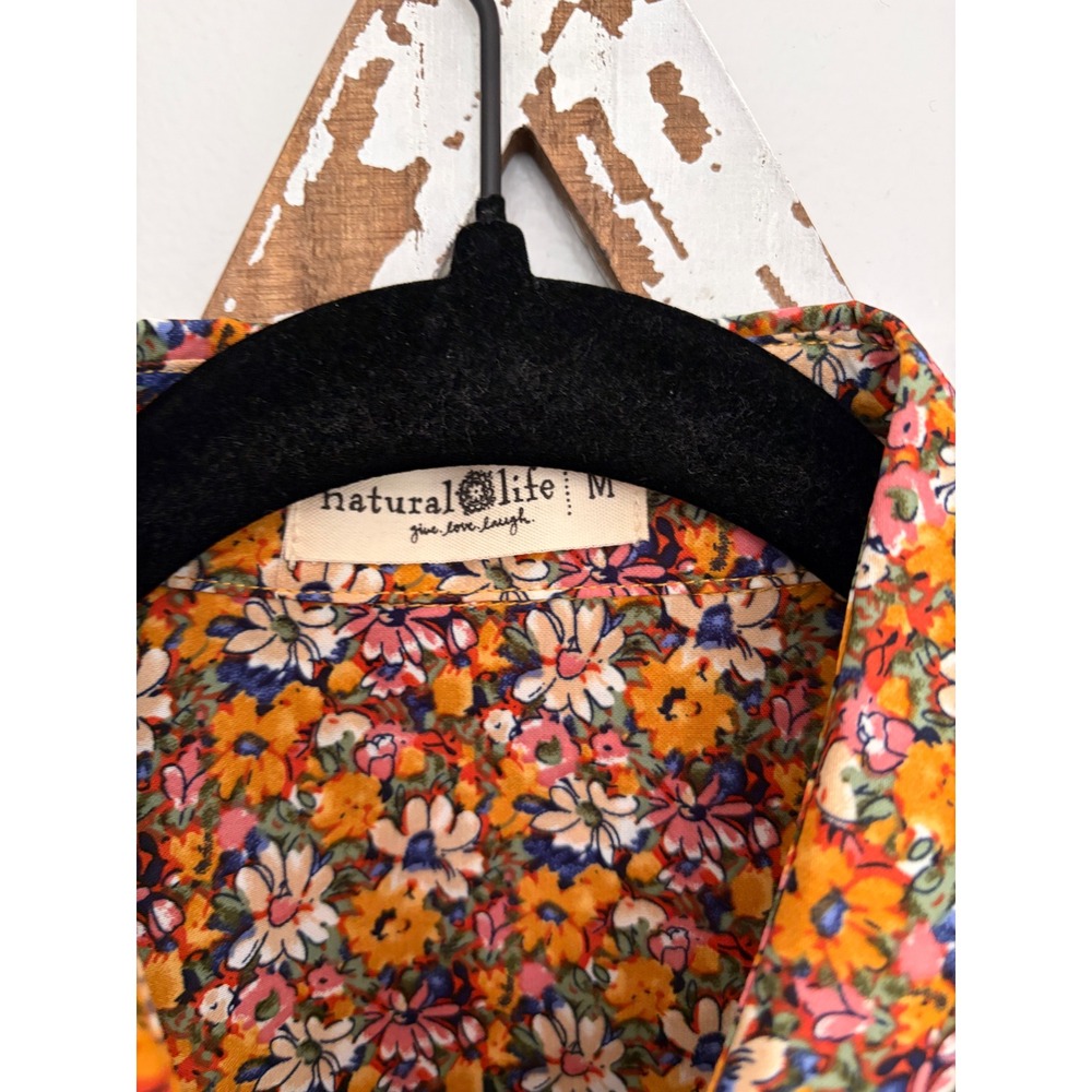 Natural Life Shirt Size Medium Ditzy Floral Western Long Sleeve Pearl Snap - Picture 3 of 8